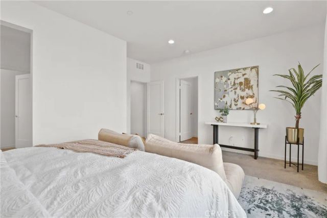 268 Novel, Irvine, CA 92618