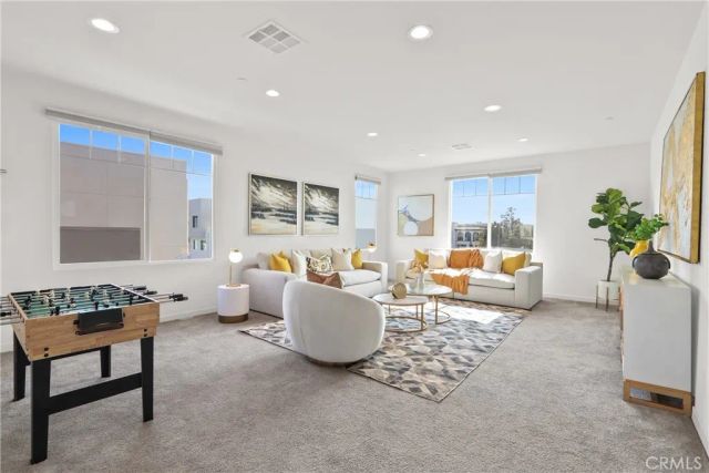 268 Novel, Irvine, CA 92618