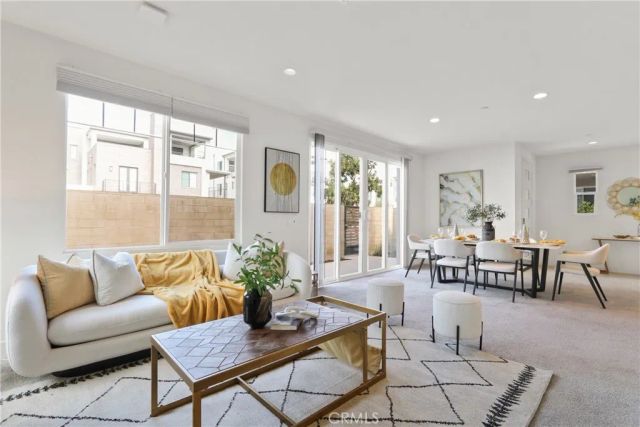 268 Novel, Irvine, CA 92618