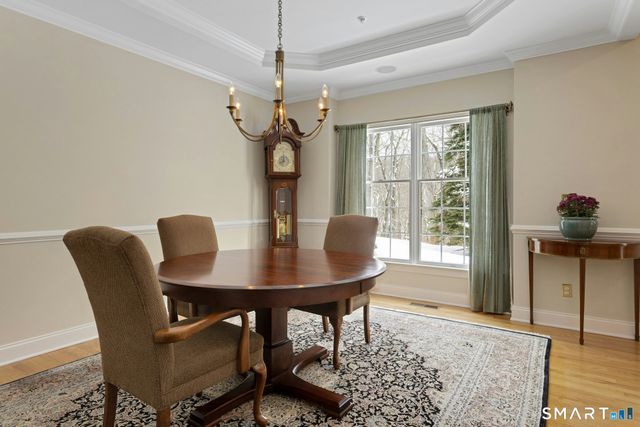 638 Danbury Road 9, Ridgefield, CT 06877