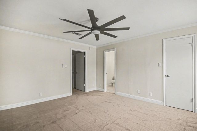 2125 Winrock Boulevard 38, Houston, TX 77057