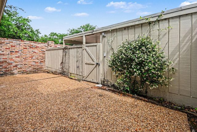 2125 Winrock Boulevard 38, Houston, TX 77057