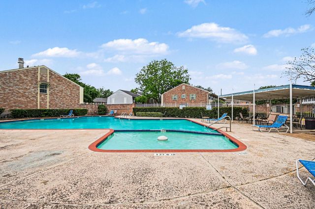 2125 Winrock Boulevard 38, Houston, TX 77057