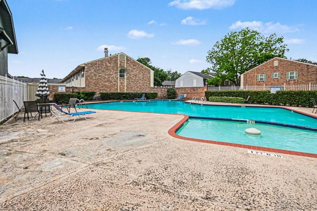 2125 Winrock Boulevard 38, Houston, TX 77057