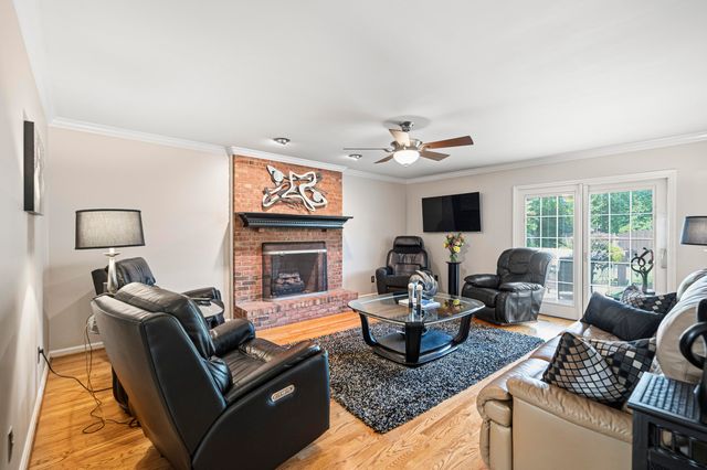 2608 Lyter Court, Lexington, KY 40513