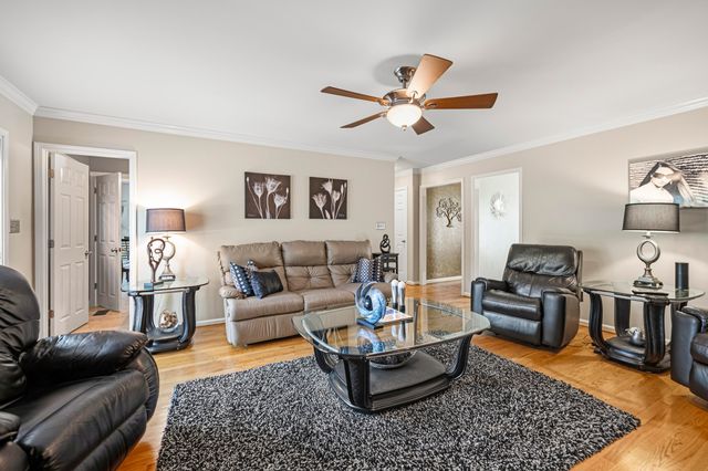 2608 Lyter Court, Lexington, KY 40513