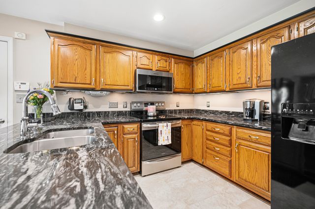 2608 Lyter Court, Lexington, KY 40513