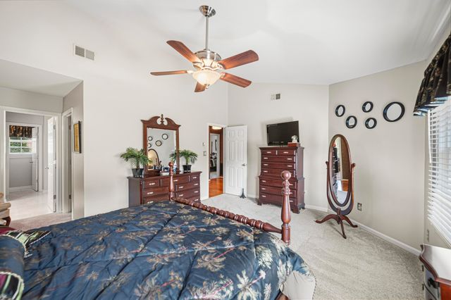 2608 Lyter Court, Lexington, KY 40513