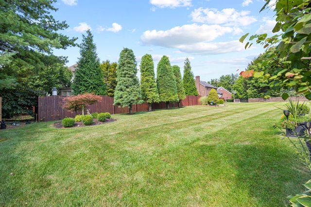 2608 Lyter Court, Lexington, KY 40513