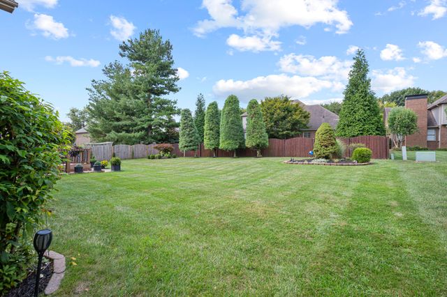 2608 Lyter Court, Lexington, KY 40513