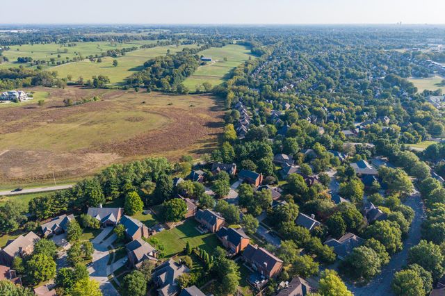 2608 Lyter Court, Lexington, KY 40513