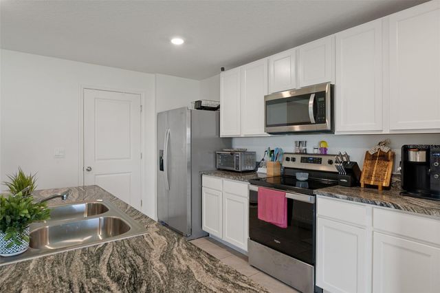 477 W FAIRWAYS VIEW DRIVE, Beverly Hills, FL 34465