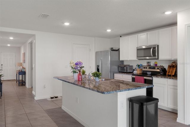 477 W FAIRWAYS VIEW DRIVE, Beverly Hills, FL 34465