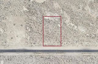 43 rd Street West & Avenue H, Lancaster, CA 93536