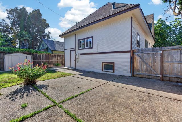 711 W Flora, Stockton, CA 95203