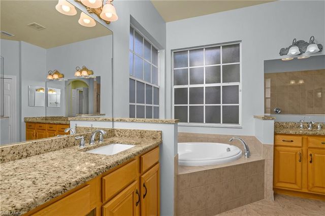 9750 Wilshire Lakes BLVD, Naples, FL 34109