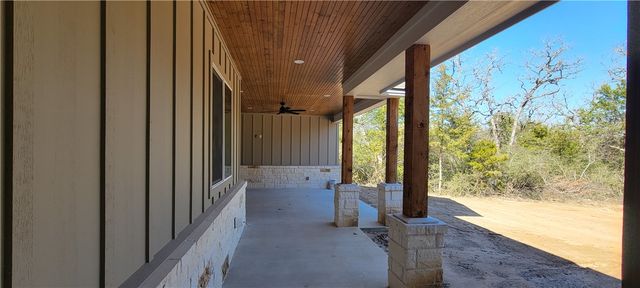 2708 Yorkshire Trail, Franklin, TX 77856