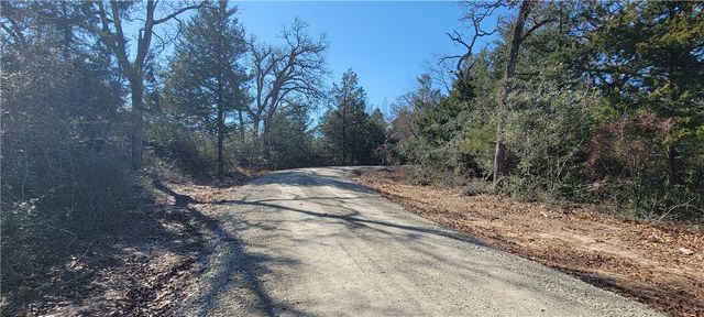 2708 Yorkshire Trail, Franklin, TX 77856