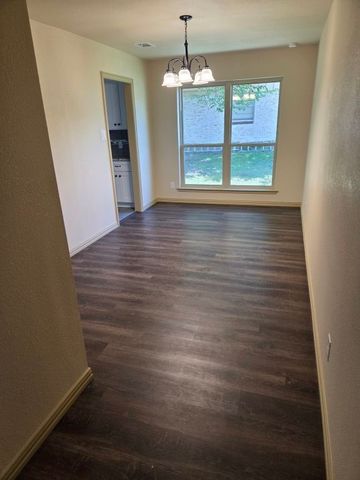 7408 Overhill Road, Fort Worth, TX 76116