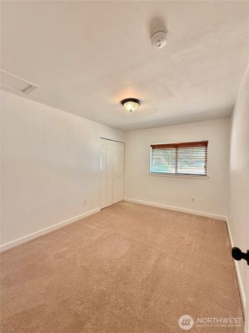 4040 S 168th Street, Seatac, WA 98188