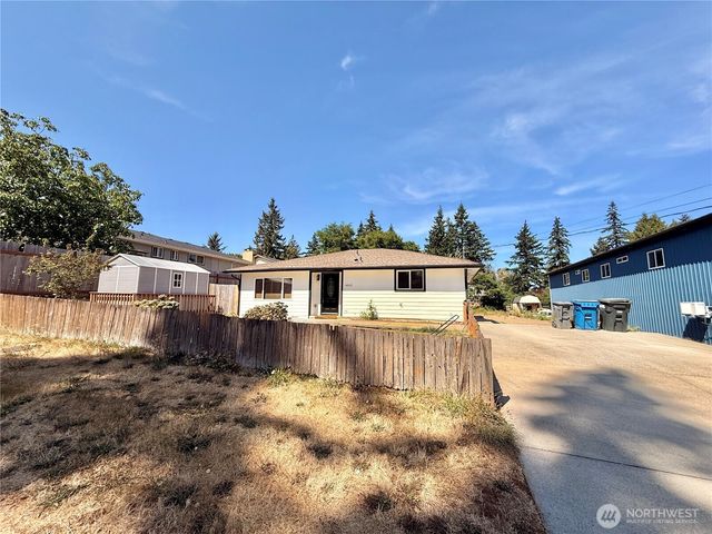 4040 S 168th Street, Seatac, WA 98188