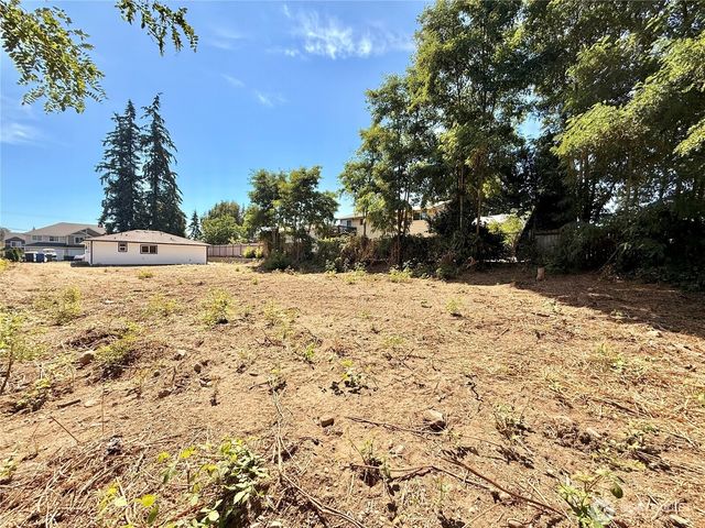 4040 S 168th Street, Seatac, WA 98188