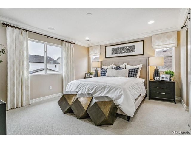 348 Vista Cliff Cir, Castle Rock, CO 80104