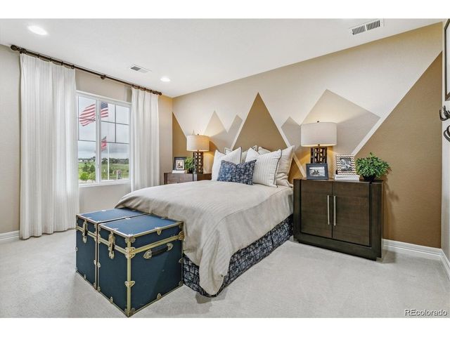 348 Vista Cliff Cir, Castle Rock, CO 80104