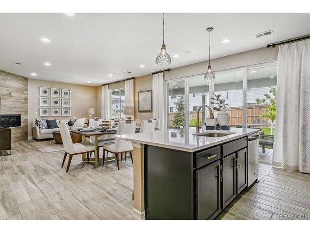 348 Vista Cliff Cir, Castle Rock, CO 80104