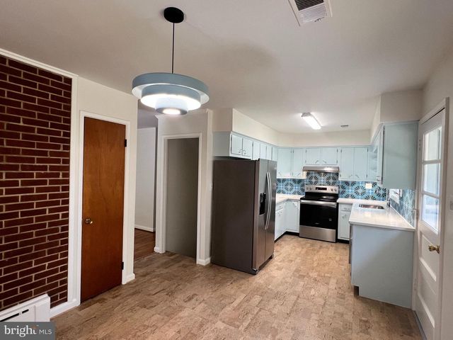 12405 SHAFER LN, Bowie, MD 20720