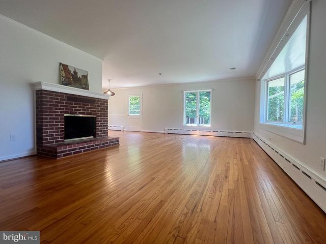 12405 SHAFER LN, Bowie, MD 20720
