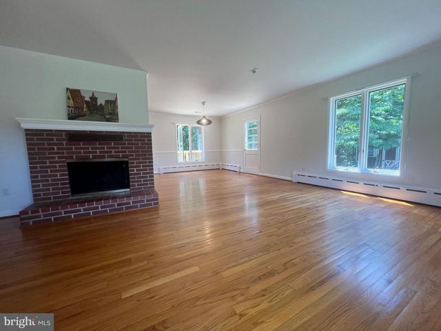 12405 SHAFER LN, Bowie, MD 20720
