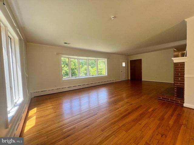 12405 SHAFER LN, Bowie, MD 20720