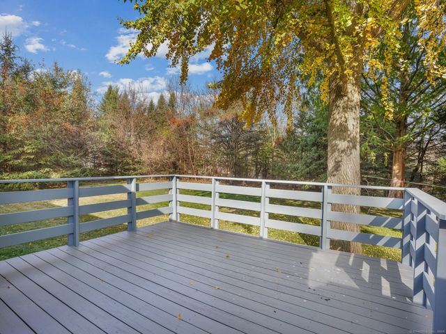 488 Sport Hill Road, Easton, CT 06612