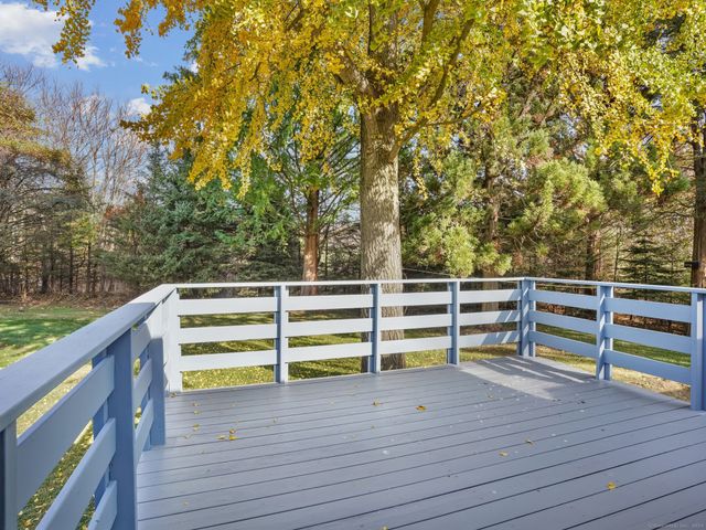 488 Sport Hill Road, Easton, CT 06612