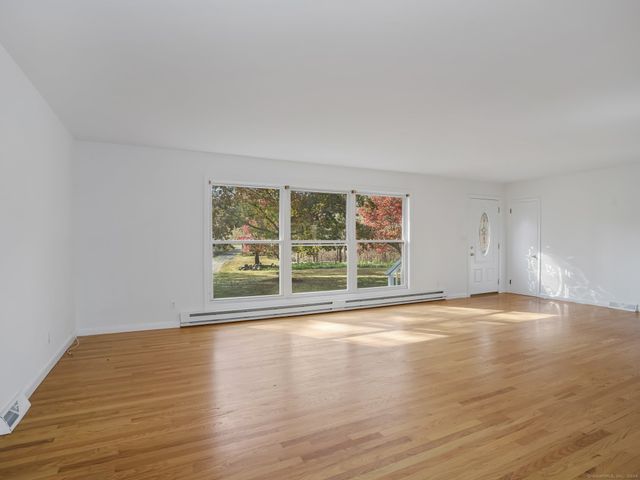 488 Sport Hill Road, Easton, CT 06612