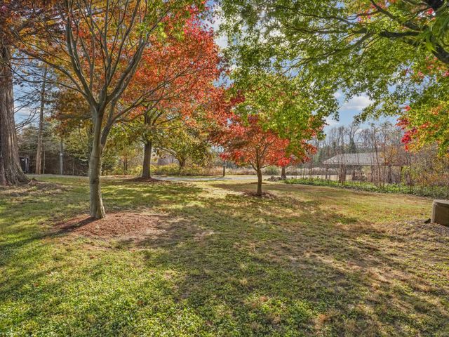 488 Sport Hill Road, Easton, CT 06612