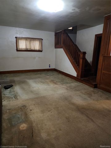 33 Forest Street, River Rouge, MI 48218