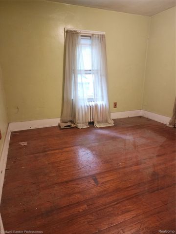 33 Forest Street, River Rouge, MI 48218