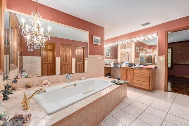 272 NE COUNTY ROAD 337, Trenton, FL 32693