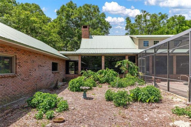 272 NE COUNTY ROAD 337, Trenton, FL 32693