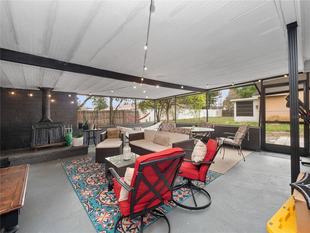 2733 MIDDLE STREET, Orlando, FL 32807