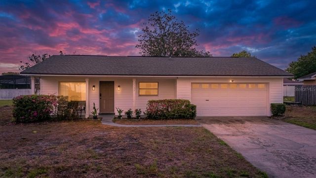 2733 MIDDLE STREET, Orlando, FL 32807
