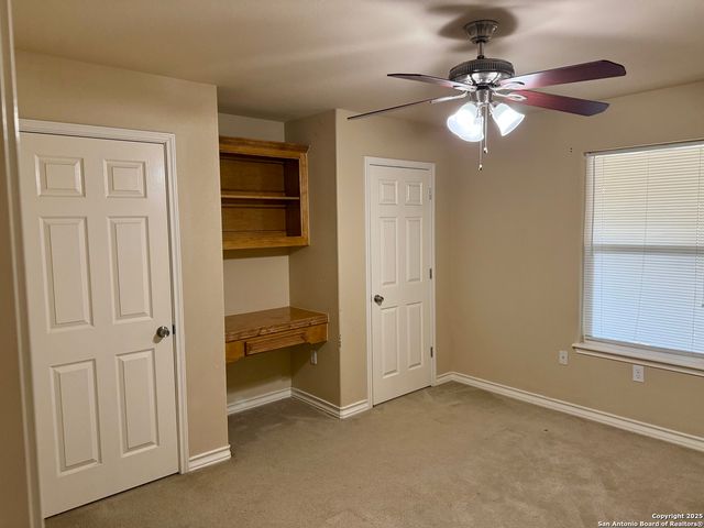 1002 Blue Crest, Beeville, TX 78102