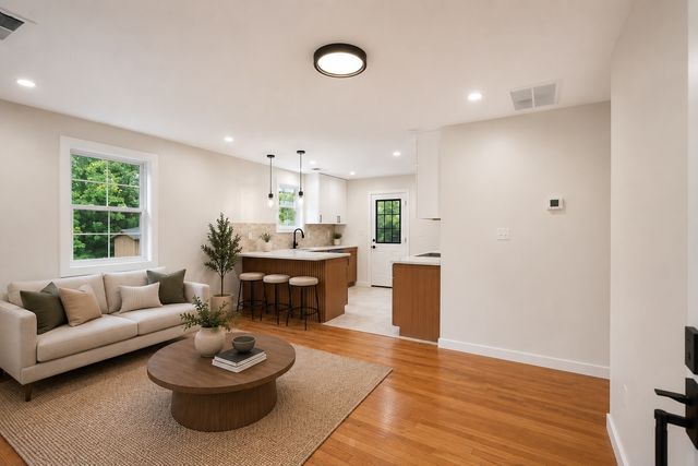 2026 Salem Mason Dr, Nashville, TN 37208