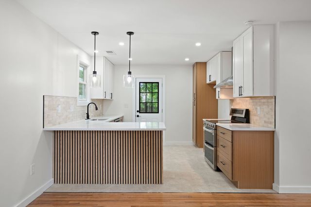 2026 Salem Mason Dr, Nashville, TN 37208
