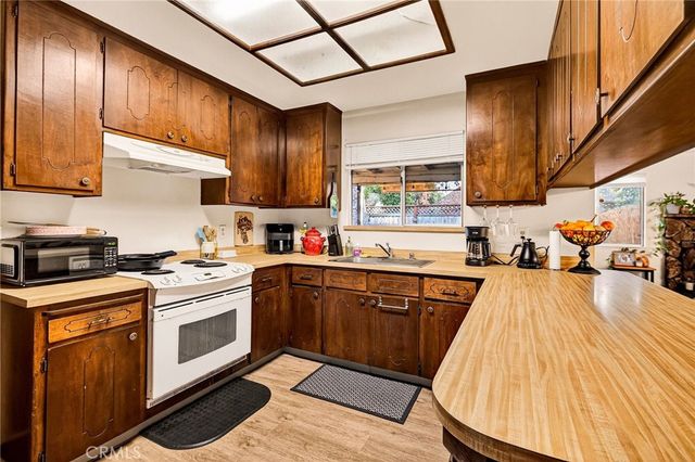 19 Vermillion, Chico, CA 95928