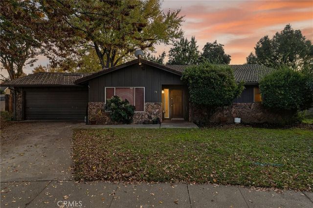 19 Vermillion, Chico, CA 95928
