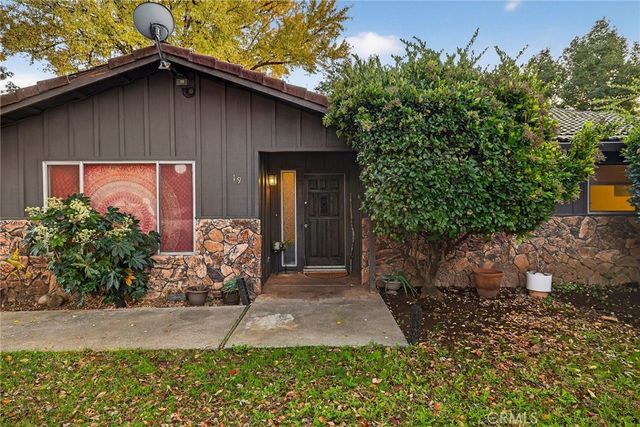 19 Vermillion, Chico, CA 95928
