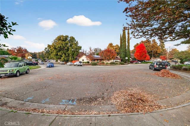 19 Vermillion, Chico, CA 95928